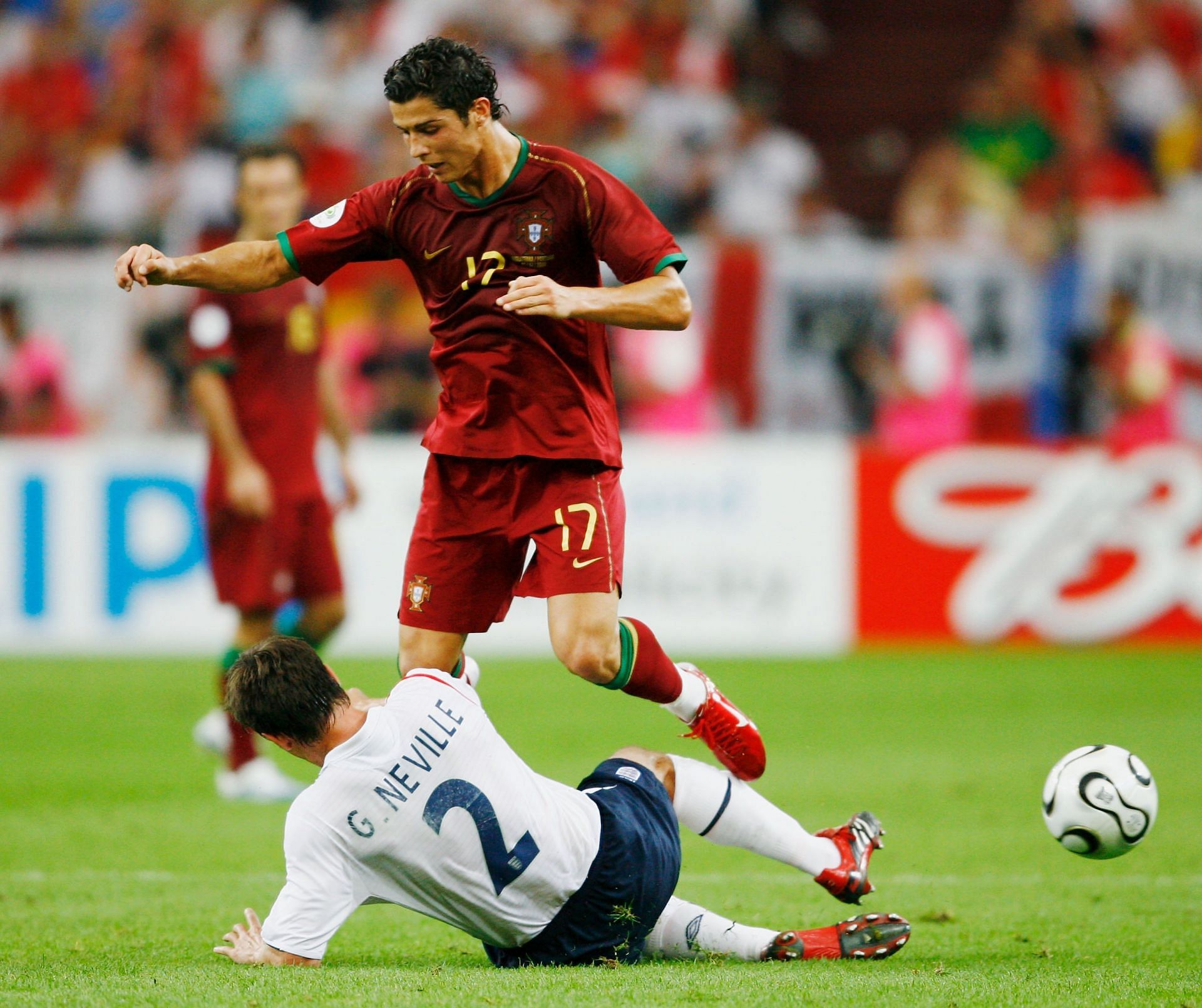 Gary Neville critcizes Ronaldo's decision to stay quite amid controversial transfer saga